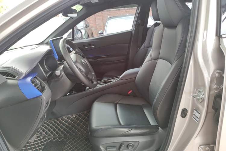 Used Toyota C-HR 2020 2.0L Leading Edition Left Front Seat