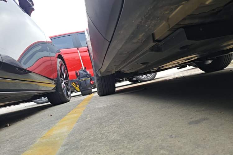 Used Toyota C-HR 2020 2.0L Leading Edition Left Side Sill