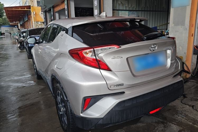 Used Toyota C-HR 2020 2.0L Leading Edition Rear Left 45 Deg