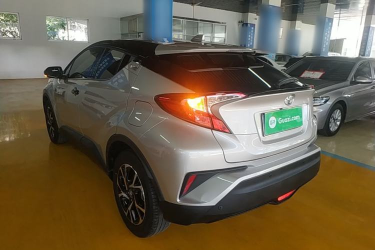 Used Toyota C-HR 2020 2.0L Leading Edition Rear Left 45 Deg
