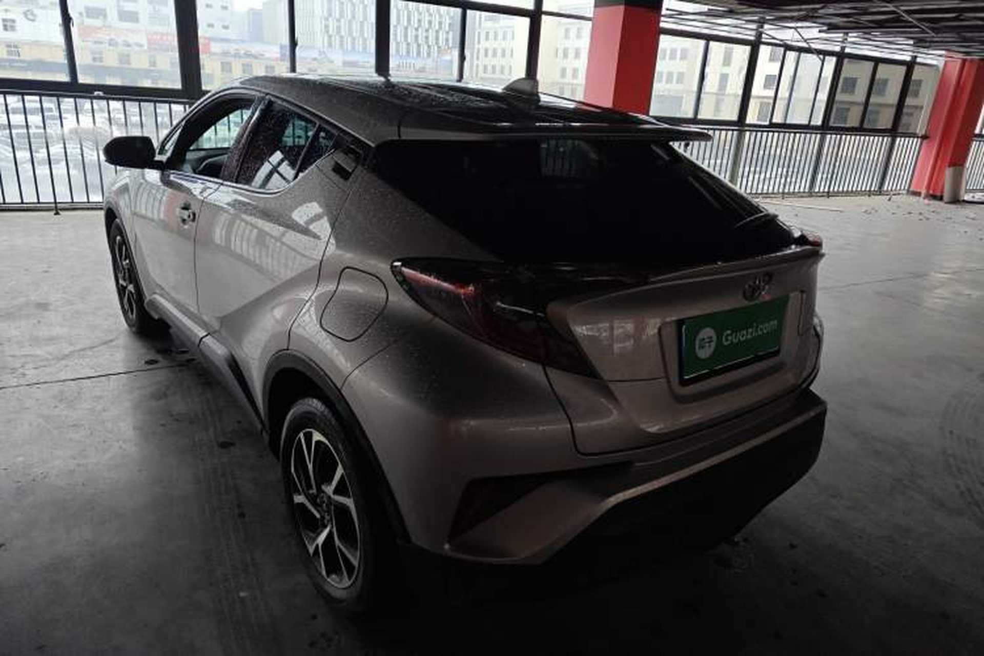 Used Toyota C-HR 2020 2.0L Luxury Edition Rear Left 45 Deg
