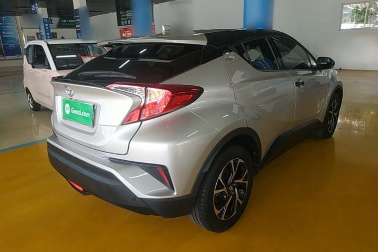 Used Toyota C-HR 2020 2.0L Leading Edition Rear Right 45 Deg