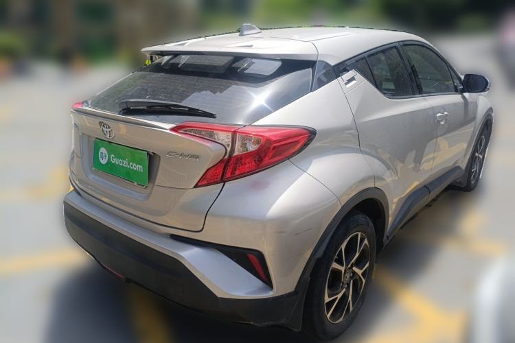 Used Toyota C-HR 2020 2.0L Leading Edition Rear Right 45 Deg