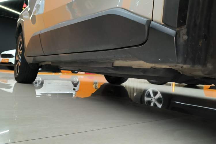 Used Toyota C-HR 2020 2.0L Leading Edition Right Side Sill