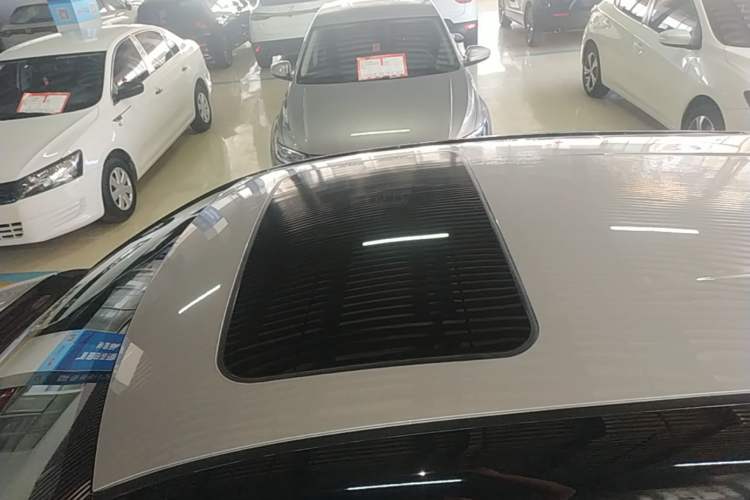 Used Toyota C-HR 2020 2.0L Leading Edition Roof