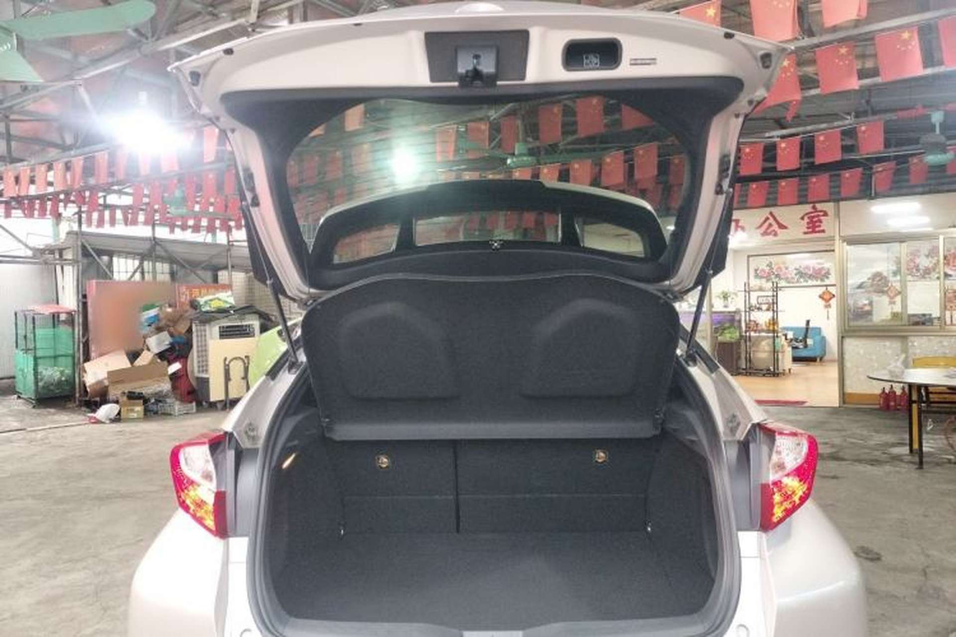 Used Toyota C-HR 2020 2.0L Leading Edition Trunk