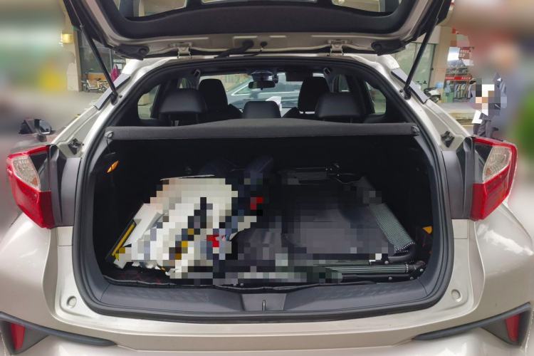 Used Toyota C-HR 2020 2.0L Leading Edition Trunk