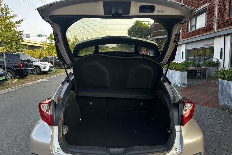 Used Toyota C-HR 2020 2.0L Leading Edition Trunk