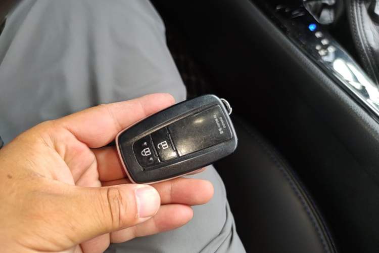 Used Toyota C-HR 2020 2.0L Leading Edition Vehicle Key