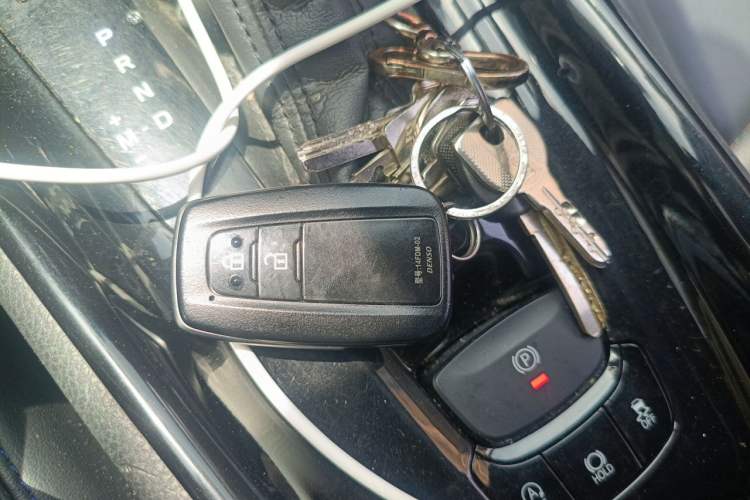 Used Toyota C-HR 2020 2.0L Leading Edition Vehicle Key