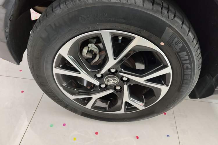 Used Toyota C-HR 2020 2.0L Leading Edition Right Rear Wheel Hub