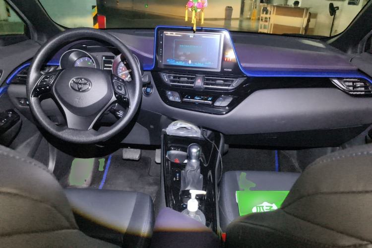 Used Toyota C-HR 2020 2.0L Leading Edition Center Console