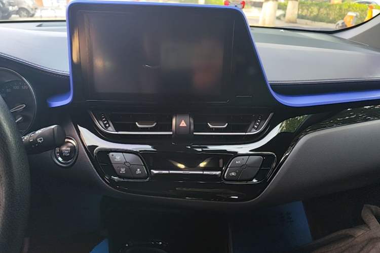 Used Toyota C-HR 2020 2.0L Leading Edition Audio And AC Panel