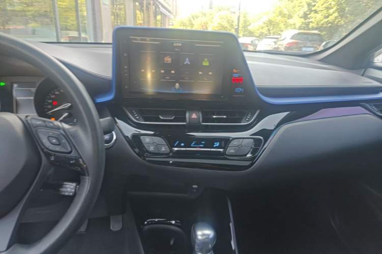 Used Toyota C-HR 2020 2.0L Leading Edition Audio And AC Panel