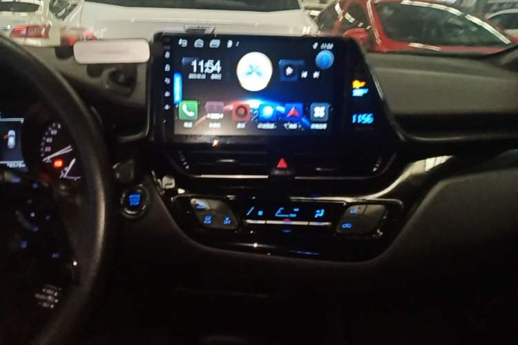 Used Toyota C-HR 2020 2.0L Comfort Edition Audio And AC Panel