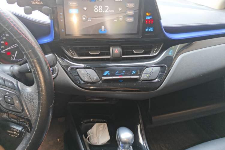 Used Toyota C-HR 2020 2.0L Leading Edition Audio And AC Panel