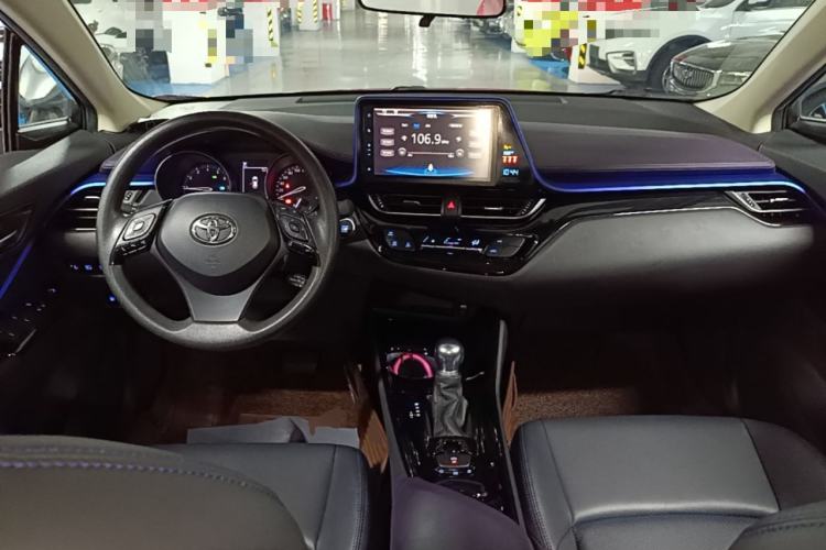 Used Toyota C-HR 2020 2.0L Leading Edition Center Console