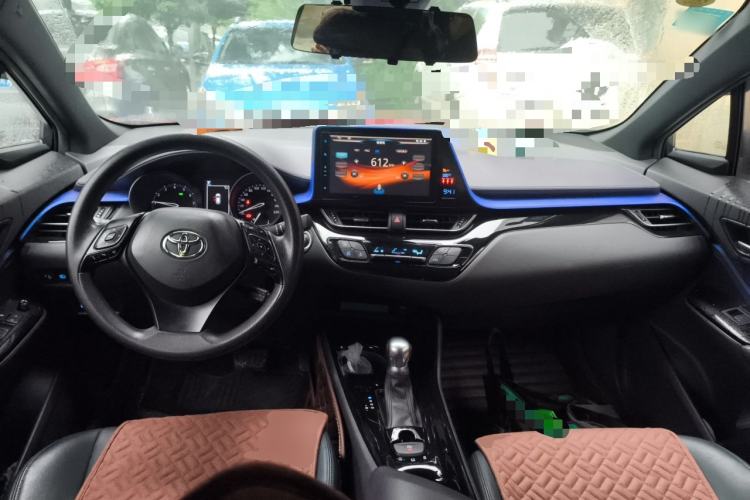 Used Toyota C-HR 2020 2.0L Leading Edition Center Console