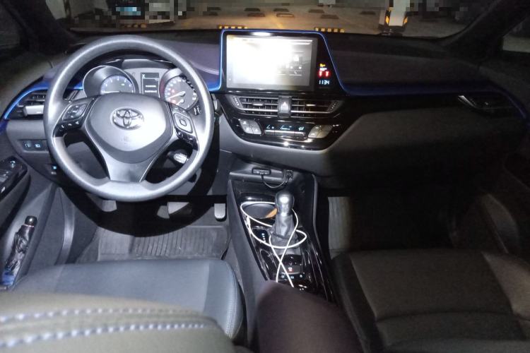 Used Toyota C-HR 2020 2.0L Leading Edition Center Console