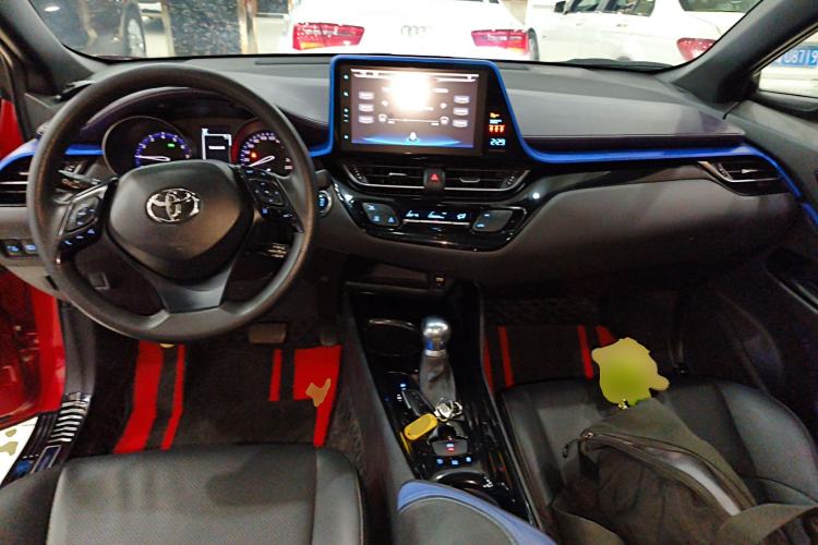Used Toyota C-HR 2020 2.0L Leading Edition Center Console