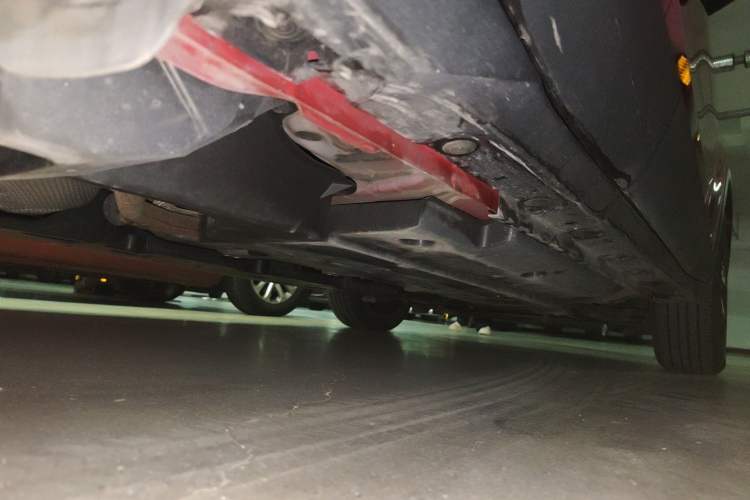 Used Toyota C-HR 2020 2.0L Leading Edition Chassis Rear Right