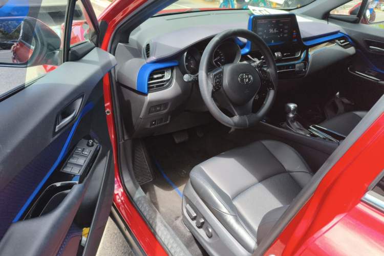 Used Toyota C-HR 2020 2.0L Leading Edition Driver Seat