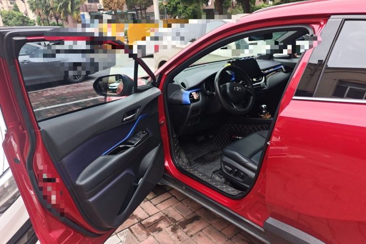 Used Toyota C-HR 2020 2.0L Leading Edition Driver Seat