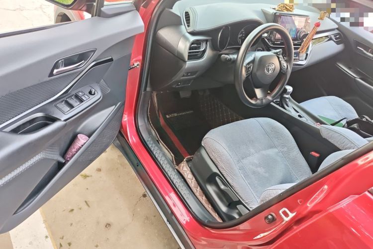Used Toyota C-HR 2020 2.0L Comfort Edition Driver Seat