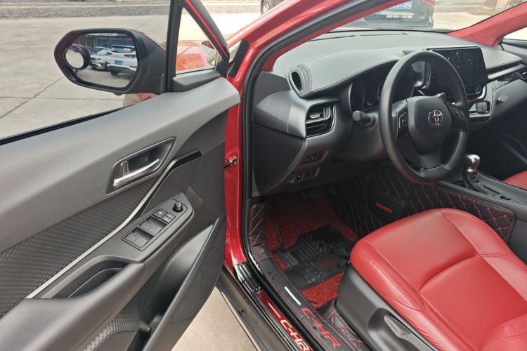 Used Toyota C-HR 2020 2.0L Comfort Edition Driver Seat