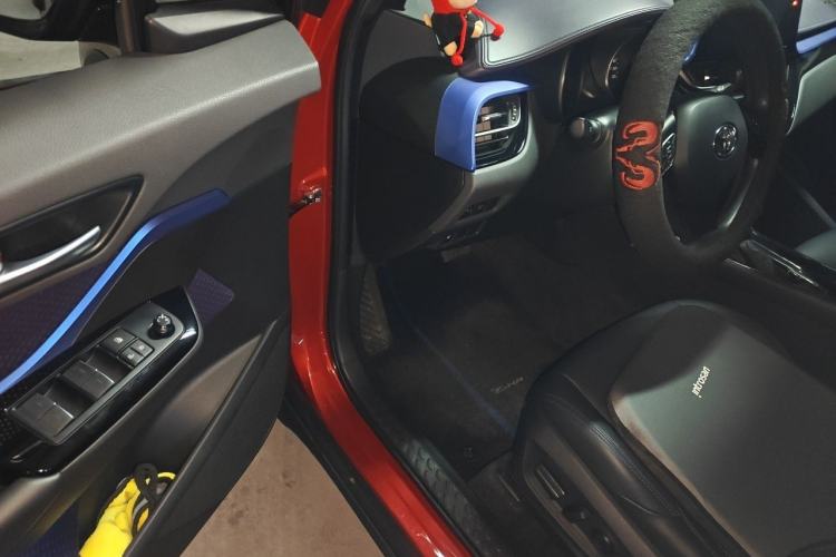 Used Toyota C-HR 2020 2.0L Leading Edition Driver Seat