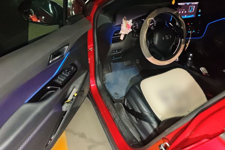Used Toyota C-HR 2020 2.0L Leading Edition Driver Seat