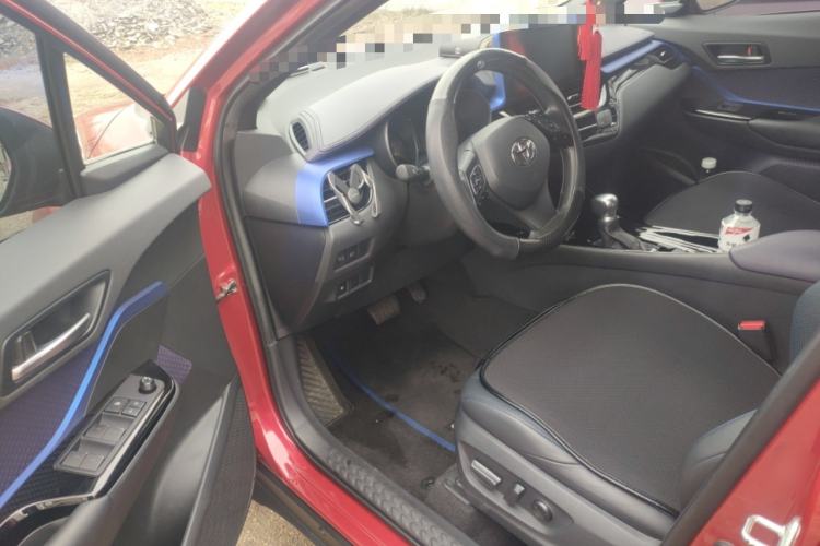 Used Toyota C-HR 2020 2.0L Luxury Edition Driver Seat
