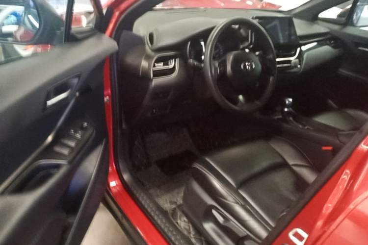 Used Toyota C-HR 2020 2.0L Comfort Edition Driver Seat