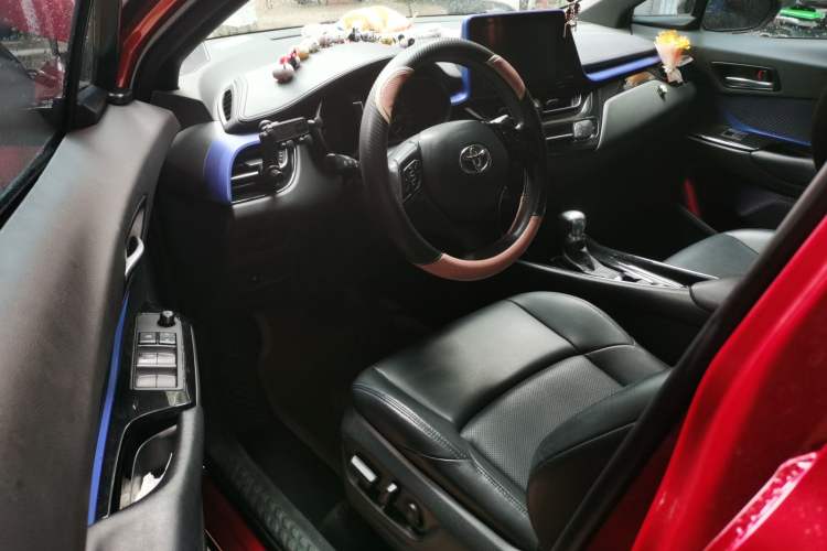 Used Toyota C-HR 2020 2.0L Leading Edition Driver Seat