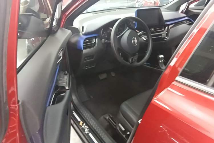 Used Toyota C-HR 2020 2.0L Leading Edition Driver Seat