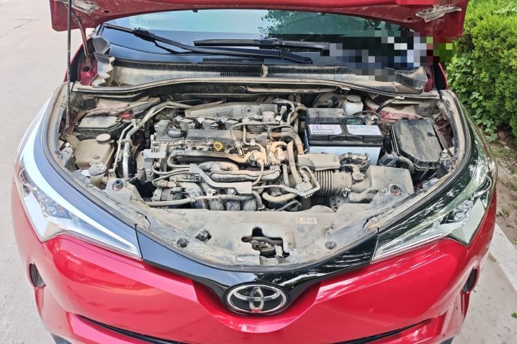 Used Toyota C-HR 2020 2.0L Comfort Edition Engine Bay