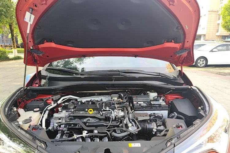 Used Toyota C-HR 2020 2.0L Leading Edition Engine Bay