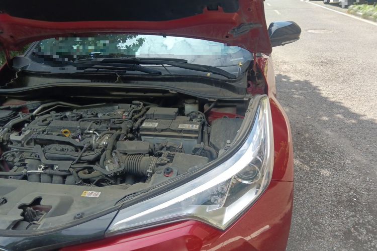Used Toyota C-HR 2020 2.0L Leading Edition Engine Bay Left
