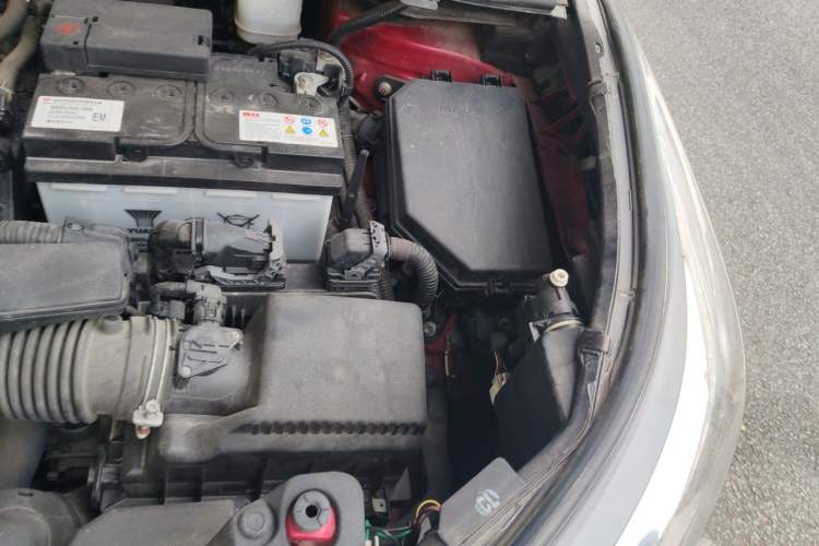 Used Toyota C-HR 2020 2.0L Leading Edition Engine Bay Left