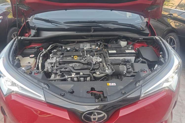Used Toyota C-HR 2020 2.0L Leading Edition Engine Bay