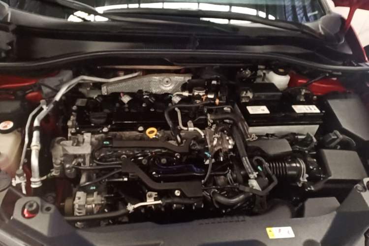 Used Toyota C-HR 2020 2.0L Comfort Edition Engine Bay