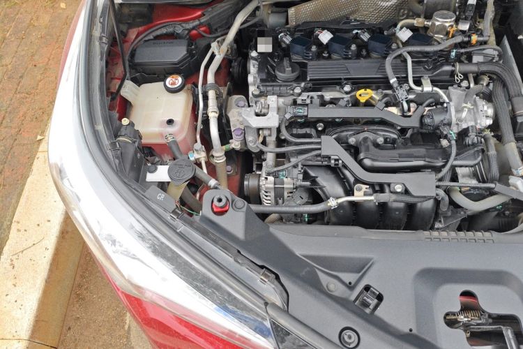 Used Toyota C-HR 2020 2.0L Leading Edition Engine Bay Right