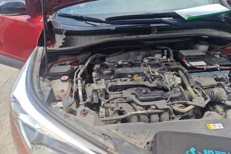 Used Toyota C-HR 2020 2.0L Luxury Edition Engine Bay Right