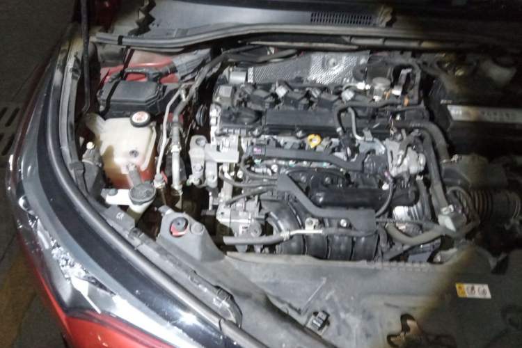 Used Toyota C-HR 2020 2.0L Leading Edition Engine Bay Right