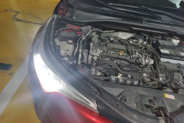 Used Toyota C-HR 2020 2.0L Comfort Edition Engine Bay Right