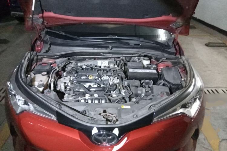 Used Toyota C-HR 2020 2.0L Leading Edition Engine Bay