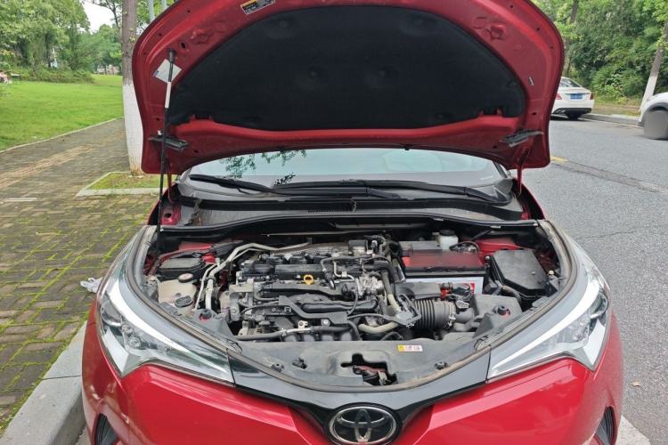 Used Toyota C-HR 2020 2.0L Leading Edition Engine Bay