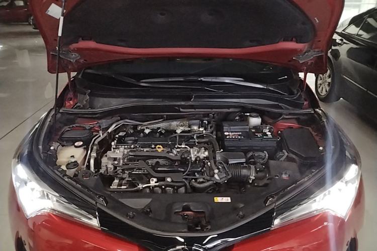 Used Toyota C-HR 2020 2.0L Leading Edition Engine Bay