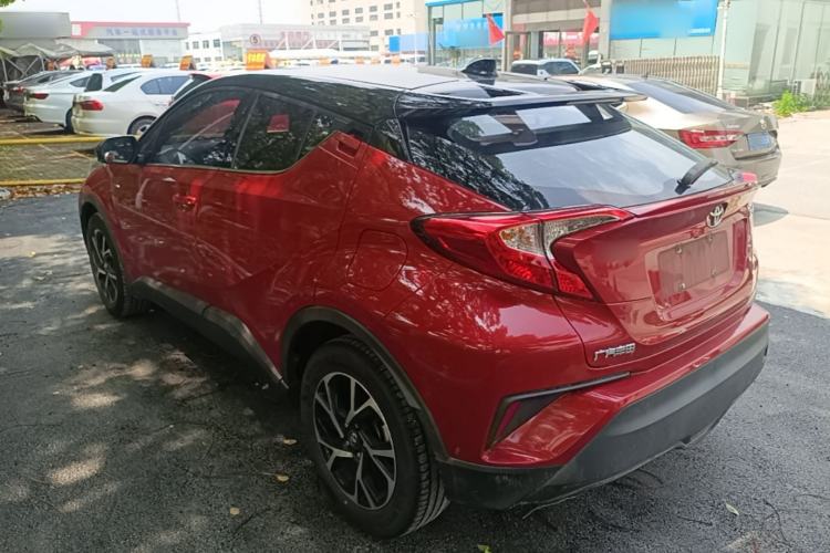 Used Toyota C-HR 2020 2.0L Leading Edition Exterior 2