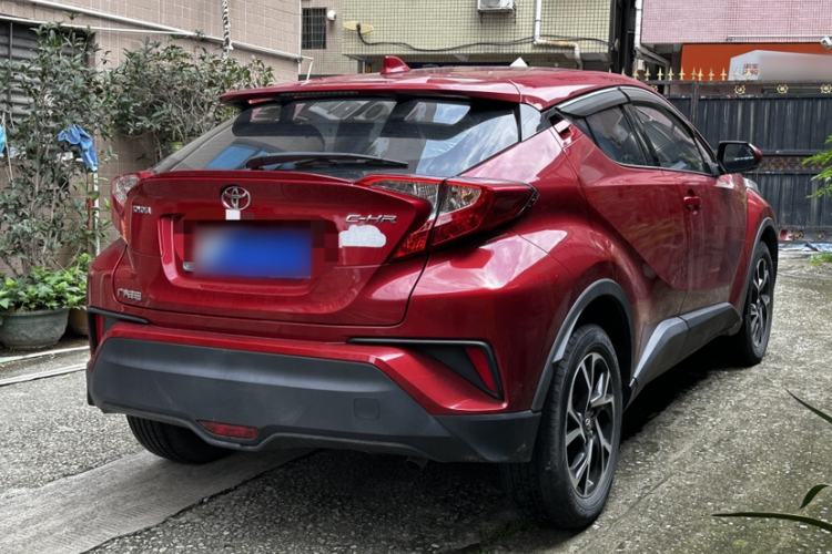 Used Toyota C-HR 2020 2.0L Leading Edition Exterior 3